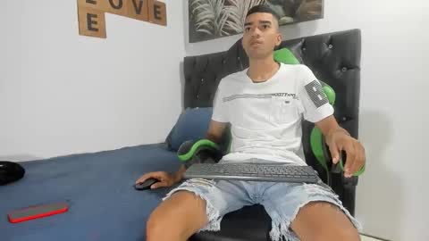 MAURICIO online show from 03-03-26, 02:07