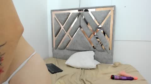 Snapshot of mavie_ivanova chatting on 02-04-25, 10:55 mavie_ivanova online show from 02-04-25, 10:55