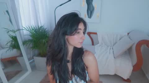 Maria Victoria Schedule 2pm until 9pm GMT-5 online show from 01-12-26, 06:57