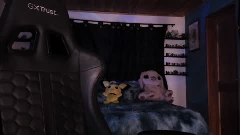 Snapshot of mavis_fuentes chatting on 12-11-24, 01:58 Hilary online show from 12-11-24, 01:58