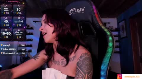 Snapshot of mavis_fuentes chatting on 01-28-25, 03:15 Hilary online show from 01-28-25, 03:15