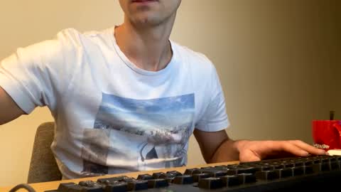 max681334 online show from 01-16-25, 04:28