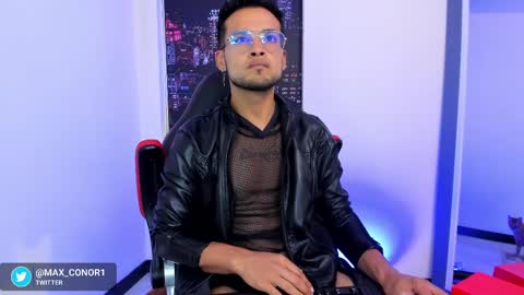 Snapshot of max_conor_ chatting on 01-29-25, 02:51 Max Conor online show from 01-29-25, 02:51