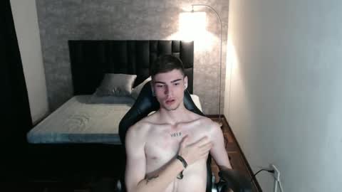 Snapshot of max_denver05 chatting on 09-12-25, 06:19 max_denver05 online show from 09-12-25, 06:19