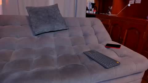 max D. online show from 01-22-25, 04:02