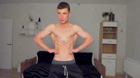 Snapshot of max_foks_ chatting on 07-21-26, 05:54 max_foks_ online show from 07-21-26, 05:54