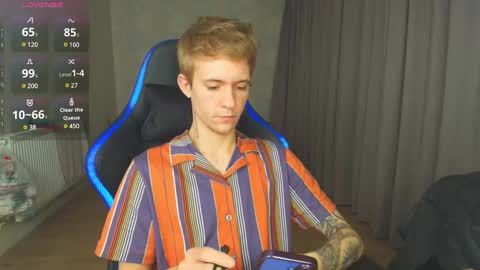 Max Gen with tats 24years  And Ethan without tats 20 years online show from 12-23-24, 08:47