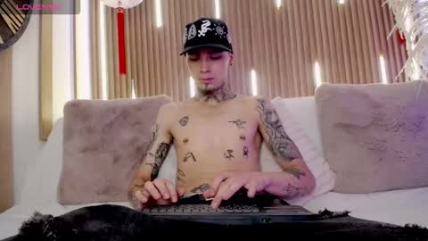 Snapshot of max_hader chatting on 02-08-26, 12:19 Max online show from 02-08-26, 12:19