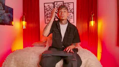 Snapshot of max_hader chatting on 02-22-26, 12:36 Max online show from 02-22-26, 12:36