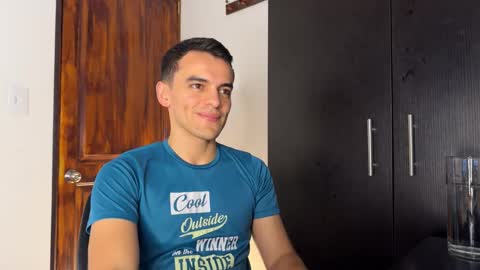 Snapshot of max_lancaster chatting on 12-03-24, 11:35 Max Lancaster online show from 12-03-24, 11:35