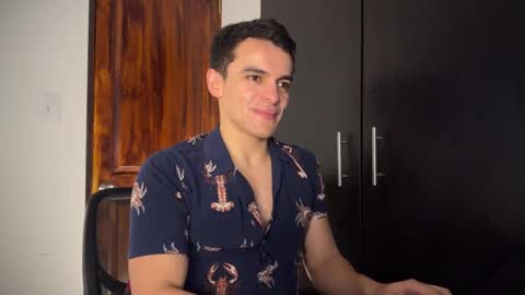 Snapshot of max_lancaster chatting on 03-11-25, 02:21 Max Lancaster online show from 03-11-25, 02:21