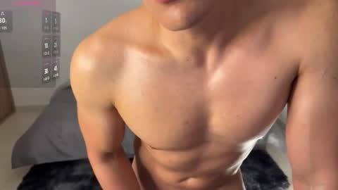 Snapshot of max_lancaster chatting on 01-10-26, 07:04 Max Lancaster online show from 01-10-26, 07:04