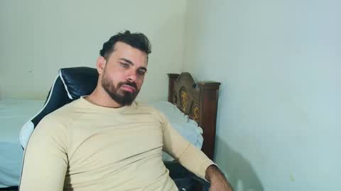 max_love25 online show from 10-10-25, 09:58