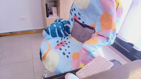 max_love25 online show from 05-19-26, 08:48