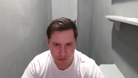 Snapshot of max_marlyn chatting on 06-08-26, 06:30 Max Marlyn online show from 06-08-26, 06:30