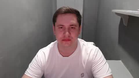 Snapshot of max_marlyn chatting on 06-22-26, 05:26 Max Marlyn online show from 06-22-26, 05:26
