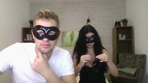 Max  Aliya online show from 10-26-25, 07:58