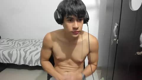 Snapshot of max_miller66 chatting on 09-16-25, 01:39 Max online show from 09-16-25, 01:39