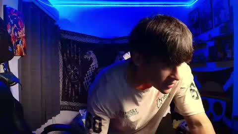 Snapshot of max_miller66 chatting on 11-30-25, 02:04 Max online show from 11-30-25, 02:04