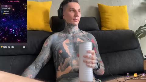    online show from 10-11-25, 07:18