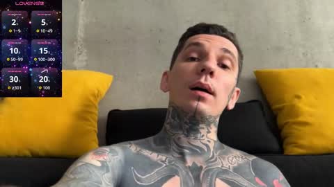    online show from 10-27-25, 05:33