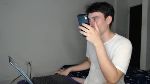 max_snow1616 online show from 10-19-25, 07:14