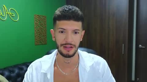 Max Taylor online show from 12-27-24, 08:50