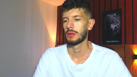 Max Taylor online show from 12-18-25, 06:03