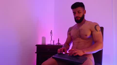 Snapshot of max_xl_ chatting on 12-26-24, 10:41 max_xl_ online show from 12-26-24, 10:41