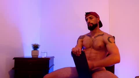 Snapshot of max_xl_ chatting on 03-03-25, 08:54 max_xl_ online show from 03-03-25, 08:54