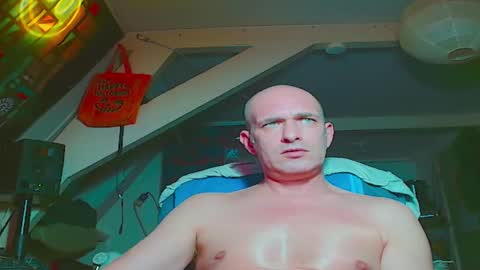 maxhardcore77 online show from 11-07-25, 12:32