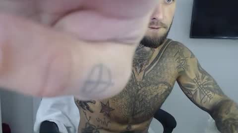 Snapshot of maxi_foxxx chatting on 07-09-26, 05:55 Maximus Fox online show from 07-09-26, 05:55
