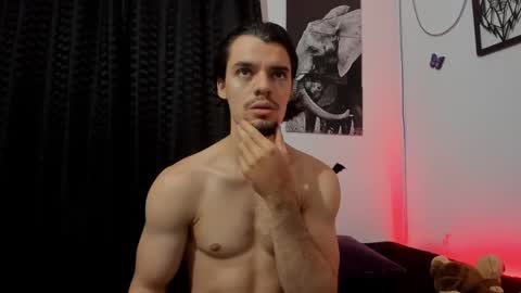 Snapshot of maxi_styles chatting on 01-04-25, 11:48 Alex online show from 01-04-25, 11:48