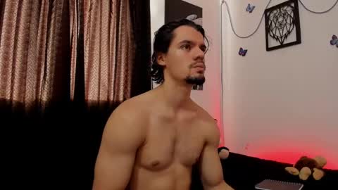 Snapshot of maxi_styles chatting on 01-06-25, 07:24 Alex online show from 01-06-25, 07:24