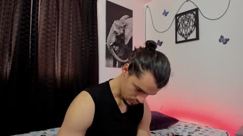 Snapshot of maxi_styles chatting on 03-02-25, 07:23 Alex online show from 03-02-25, 07:23