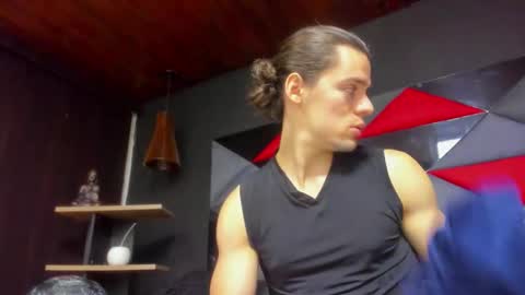 Snapshot of maxi_styles chatting on 02-06-26, 11:57 Alex online show from 02-06-26, 11:57