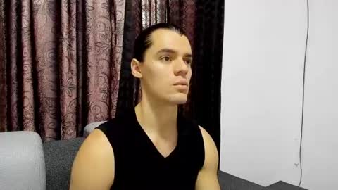 Snapshot of maxi_styles chatting on 06-12-26, 07:13 Alex online show from 06-12-26, 07:13