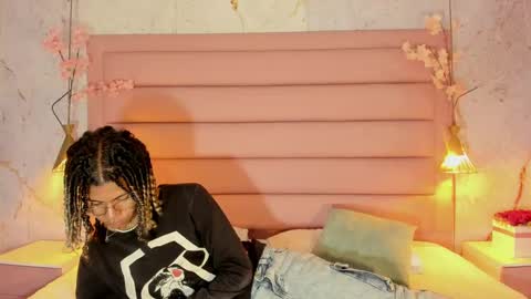 maxim online show from 09-26-25, 03:10