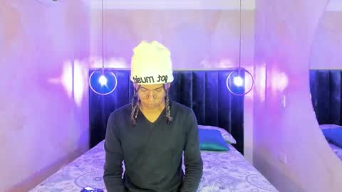 maxim online show from 11-09-25, 03:05