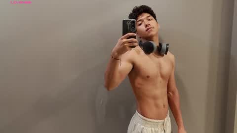 Maximiliano online show from 07-14-26, 12:33
