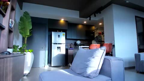 maximo_and_marcelo online show from 11-20-25, 12:05