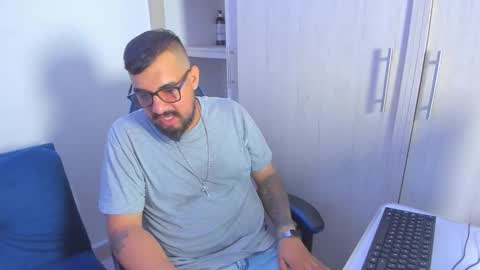 Snapshot of maximo_garcia75 chatting on 12-02-25, 05:19 maximo_garcia75 online show from 12-02-25, 05:19