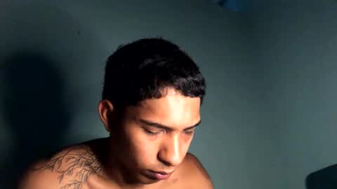 Maximo Aron Vega online show from 01-23-25, 05:52