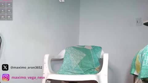 Maximo Aron Vega online show from 10-14-25, 08:53
