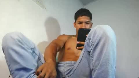 Maximo Aron Vega online show from 04-01-26, 11:35