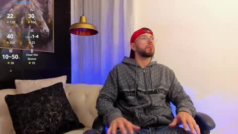 Snapshot of maximo_wolf1 chatting on 10-19-25, 09:59 Maximo Wolf online show from 10-19-25, 09:59