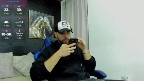 Snapshot of maximo_wolf1 chatting on 11-01-25, 08:22 Maximo Wolf online show from 11-01-25, 08:22