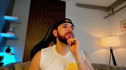 Snapshot of maximo_wolf1 chatting on 06-26-26, 11:36 Maximo Wolf online show from 06-26-26, 11:36