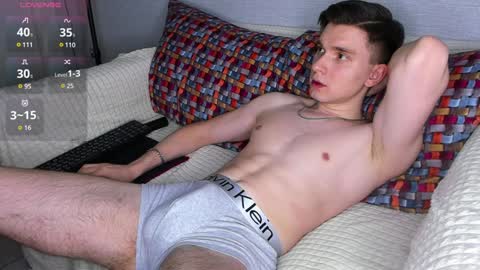 Snapshot of maximum_hot chatting on 12-26-24, 12:16 Max online show from 12-26-24, 12:16