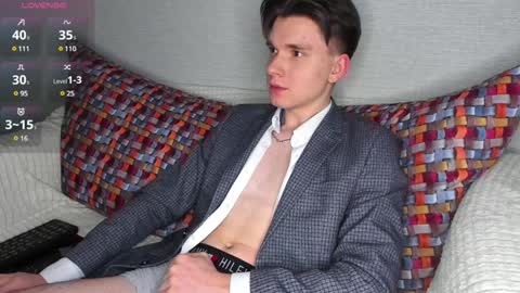 Snapshot of maximum_hot chatting on 02-06-25, 12:54 Max online show from 02-06-25, 12:54